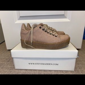 Steve Madden Crisp Sneakers w platform
